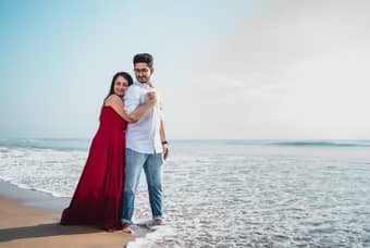 Let the ocean breeze and soft sunlight frame your love story beautifully