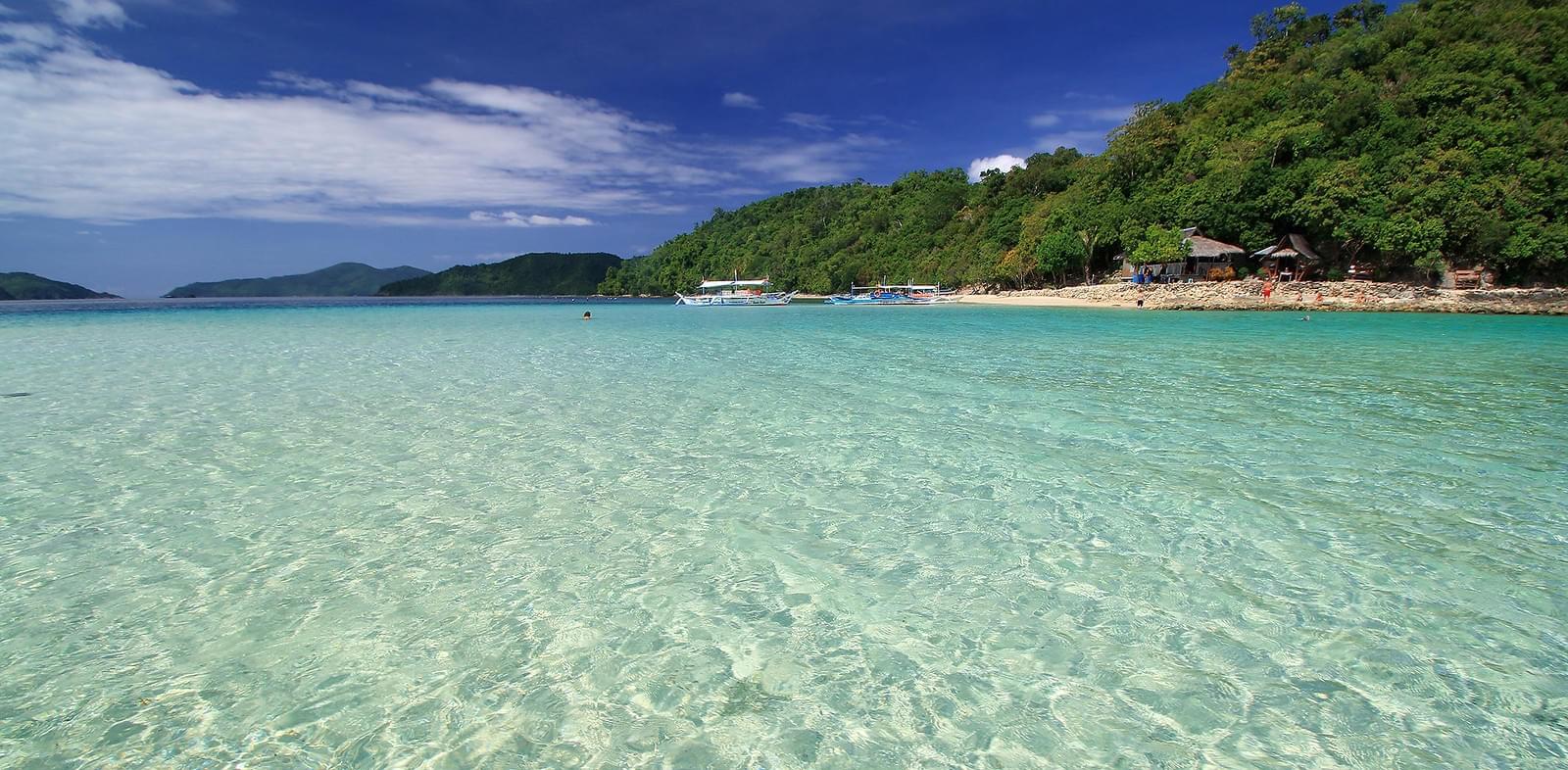 Maxima Island beach Overview