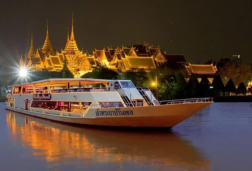  Chao Phraya River Dinner Cruise