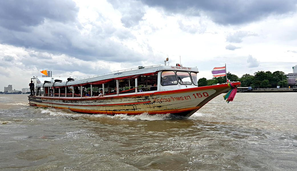 Sail across the Chao Phraya River