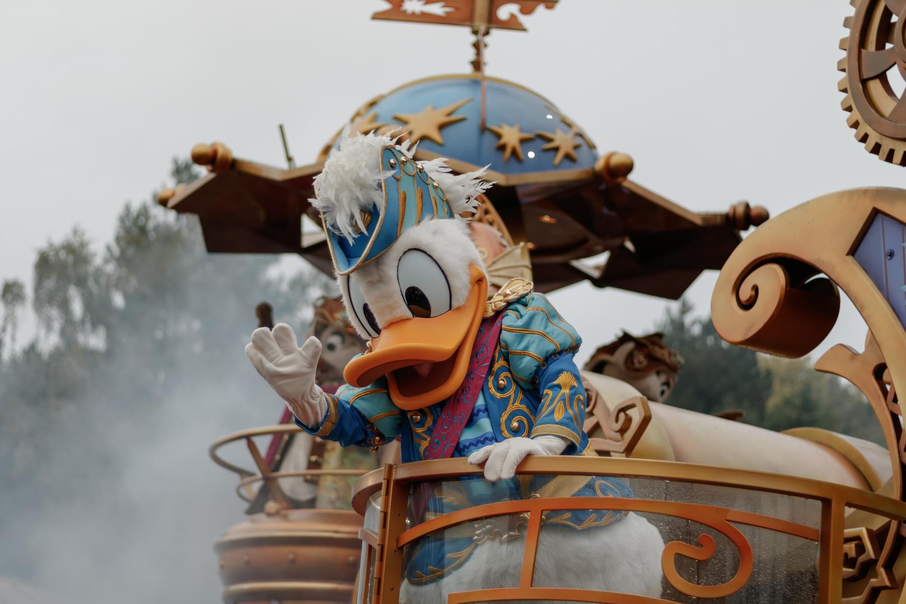 Donald Duck at the parade 