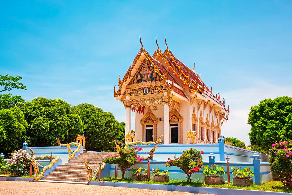 Wat Khunaram Overview
