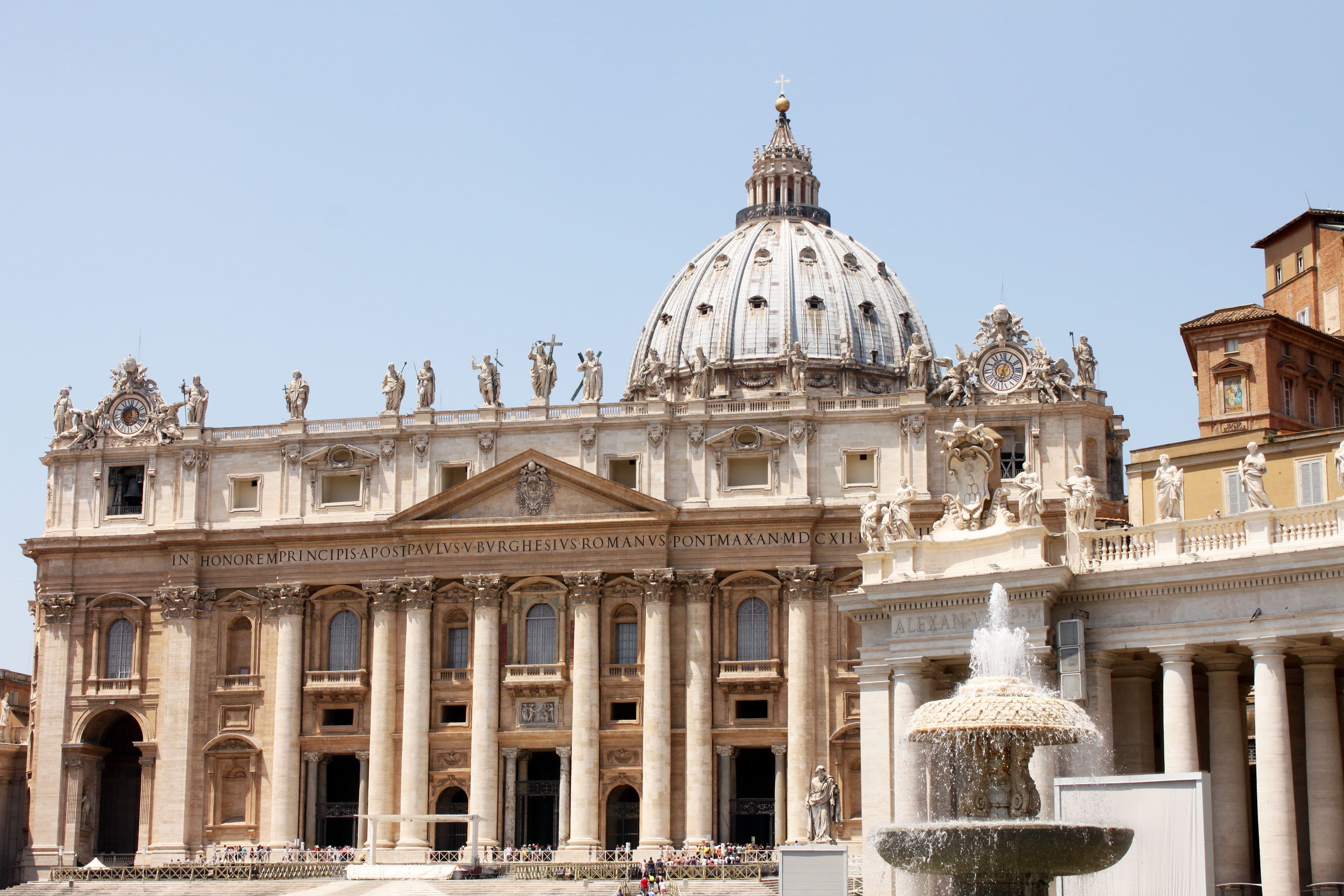 Vatican Library | Get The Centuries of Knowledge & Culture