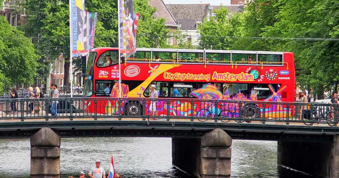 Take a ride in the sightseeing bus