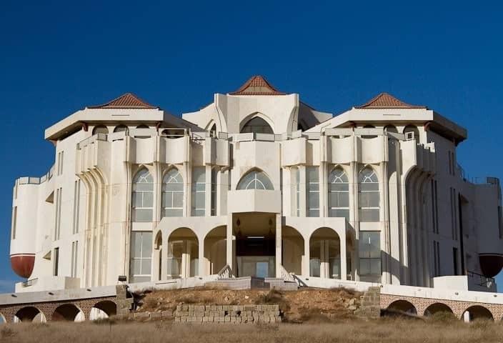 Al Qasr Al Ghamedh Overview