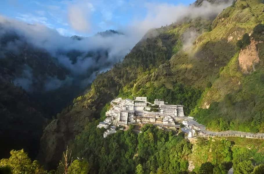 Divine Vaishano Devi With Amritsar Tour