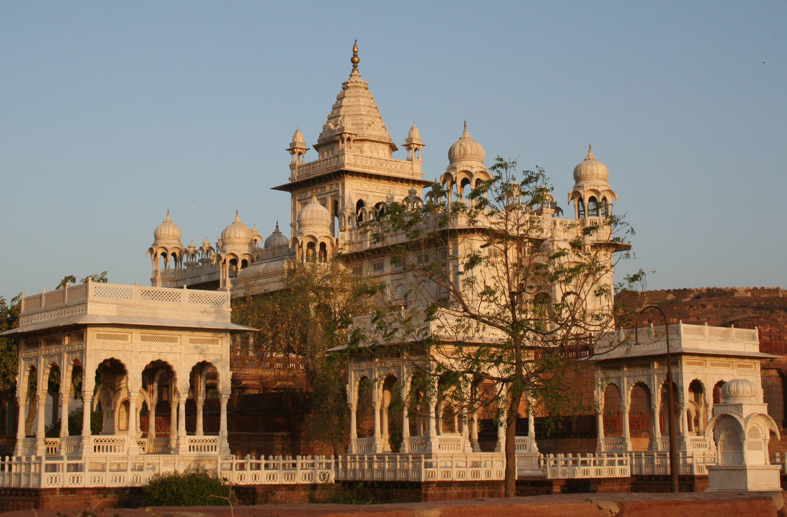 Visit the Jaswant Thada