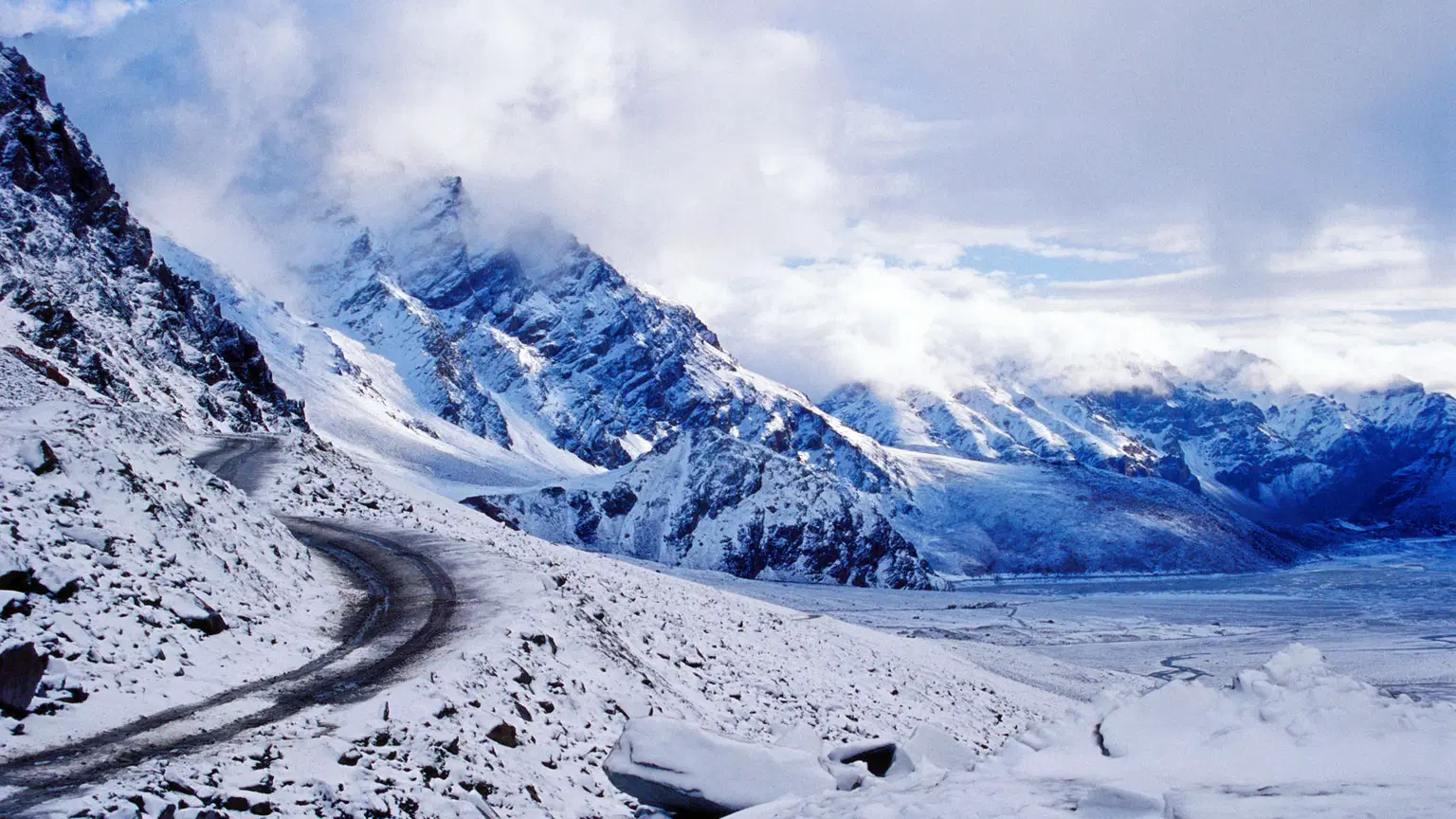 Shaily Peak