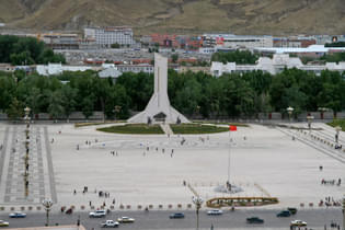 43fvzqa6ewgel4fycvj7e4b42egl 1485791916 tibet peaceful liberation monument  potala square