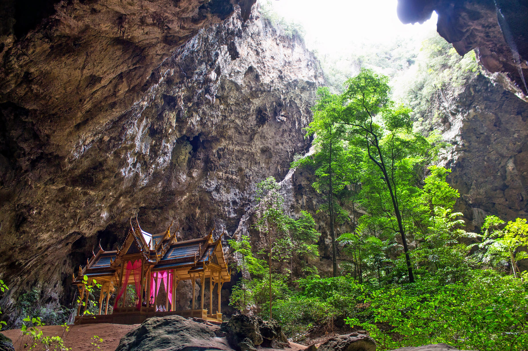 Phraya Nakhon Cave Overview