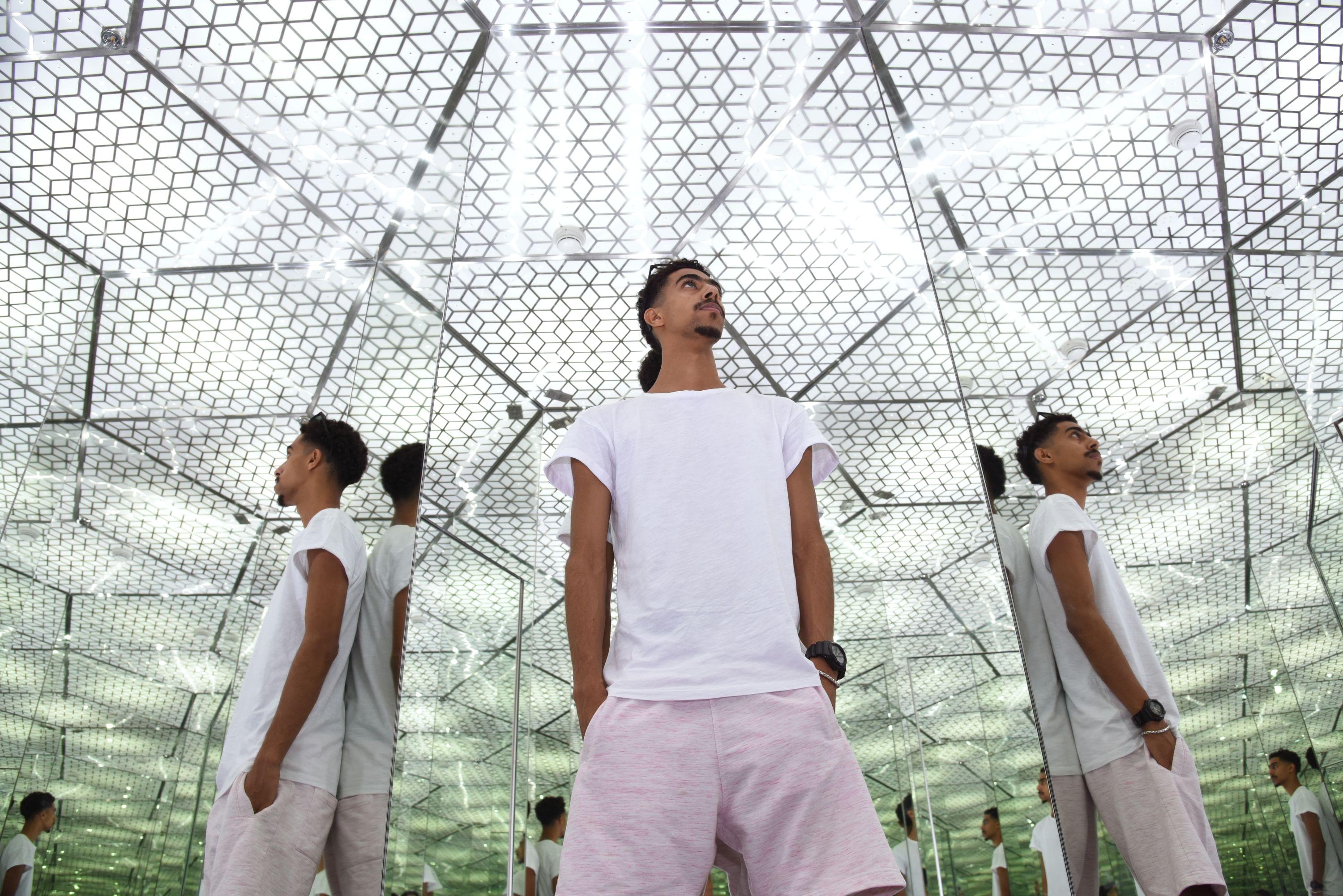 музей иллюзий дубай. иммерсивный музей дубая. музей оптических иллюзий дубай. музей оптических иллюзий дубай. музей иллюзий museum of illusions дубай.