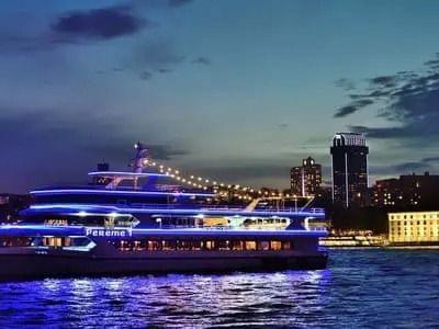 Bosphorus Dinner Cruise.jpg