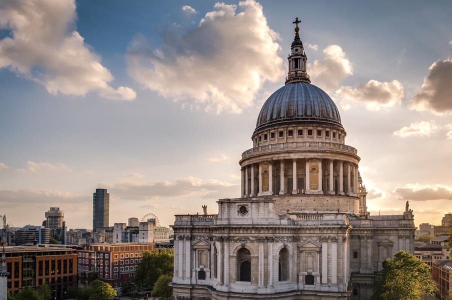 Marvel at the majestic St Paul’s Cathedral