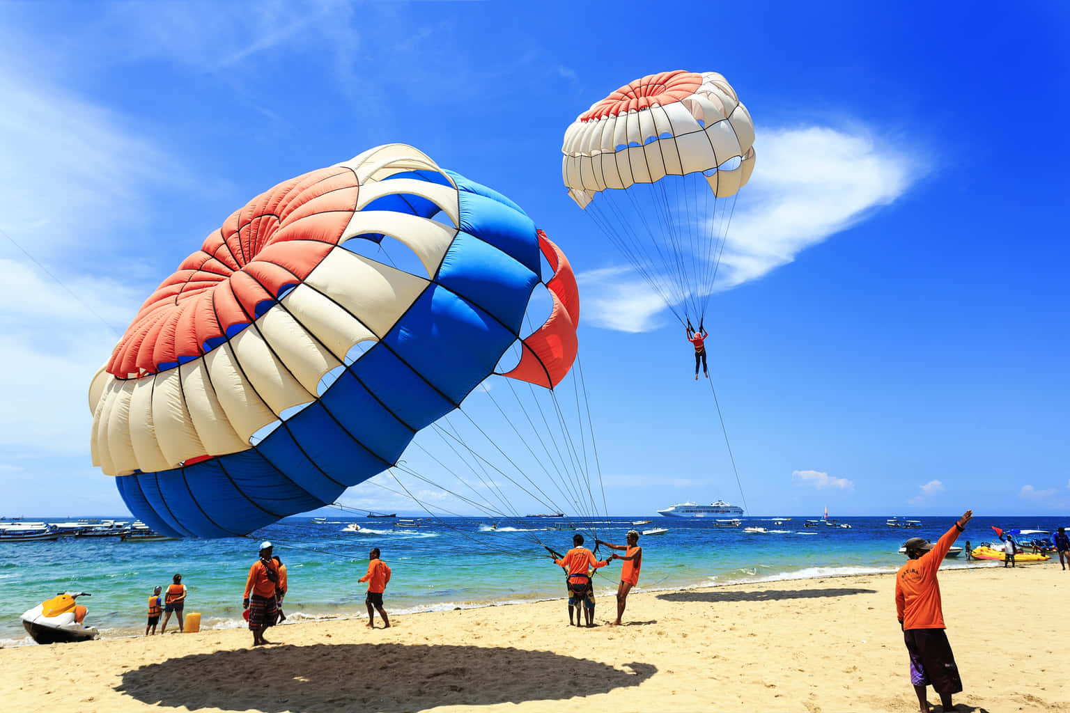 Tandem Parasailing in Bali
