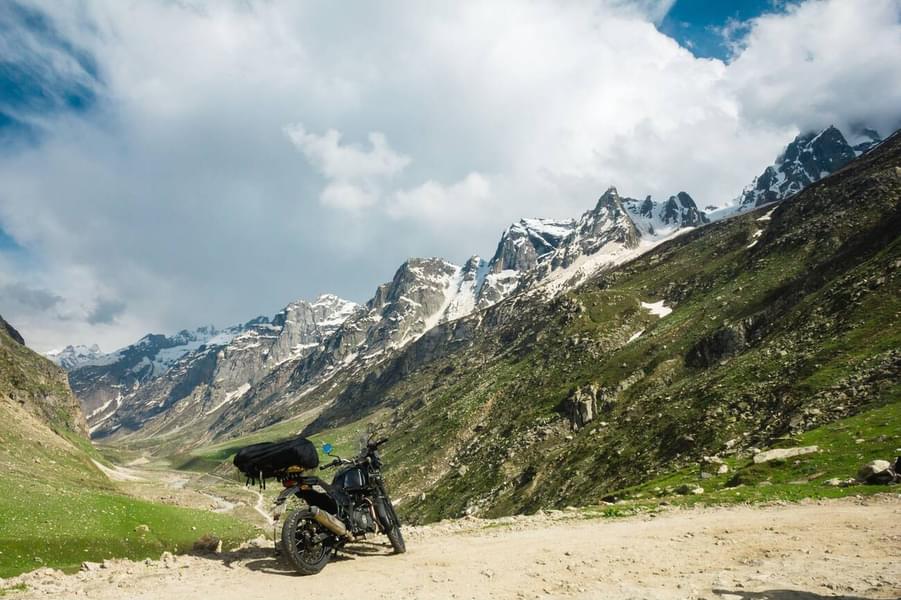 Bike Rental In Manali Image