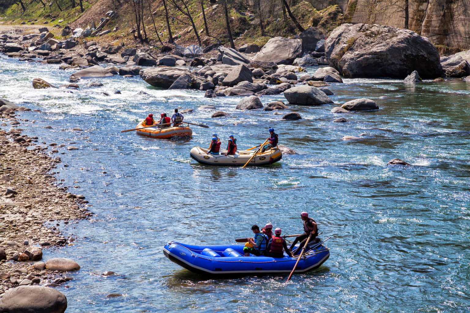 <em>Kullu</em> Tour Packages From Surat
