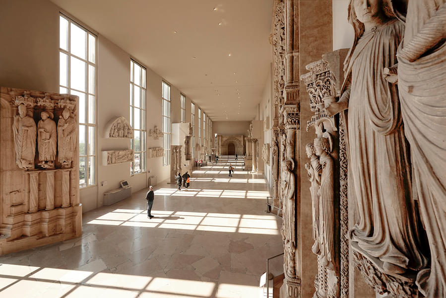 Roam around the long corridors of the museum featuring some beautiful designs of French architecture