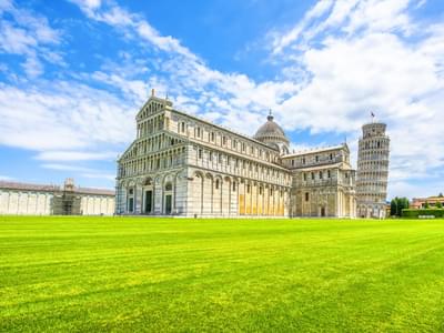 Admire the scenic beauty while driving from Florence to Pisa