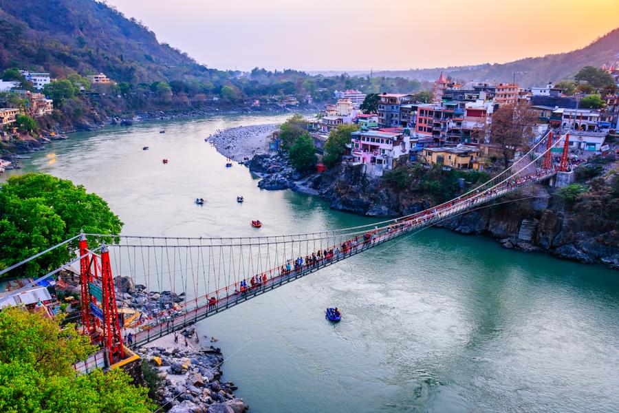 Temple & Ghat Tour of Rishikesh Image