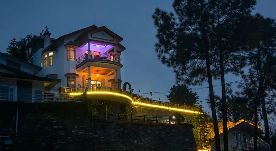 A Mountain view Cozy Cottage Stay in Chail Image
