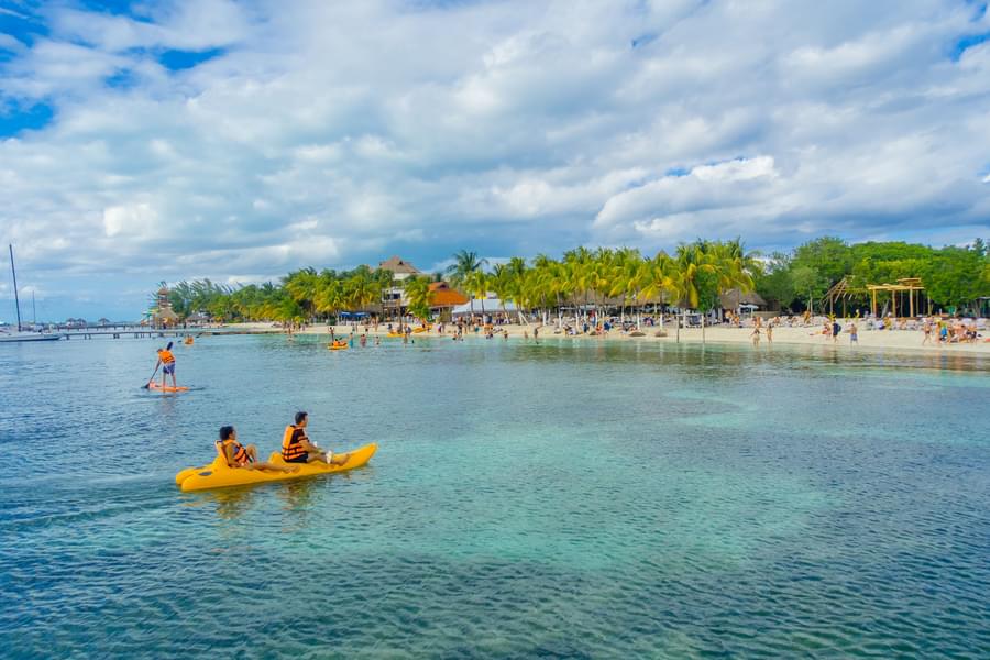 From Riviera Maya: Isla Contoy & Isla Mujeres Full-Day Tour