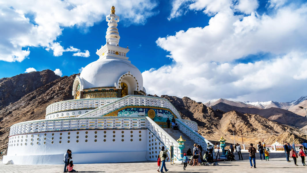 Discover Leh Ladakh | FREE Customization Image