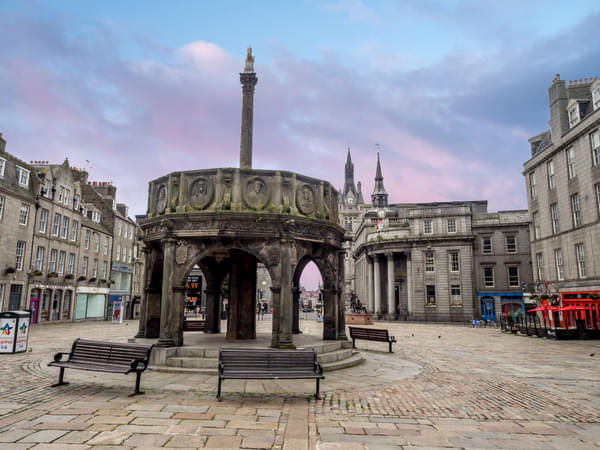 Mercat Cross