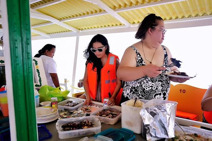 breakfast at a cruise in San Lucas Mexico