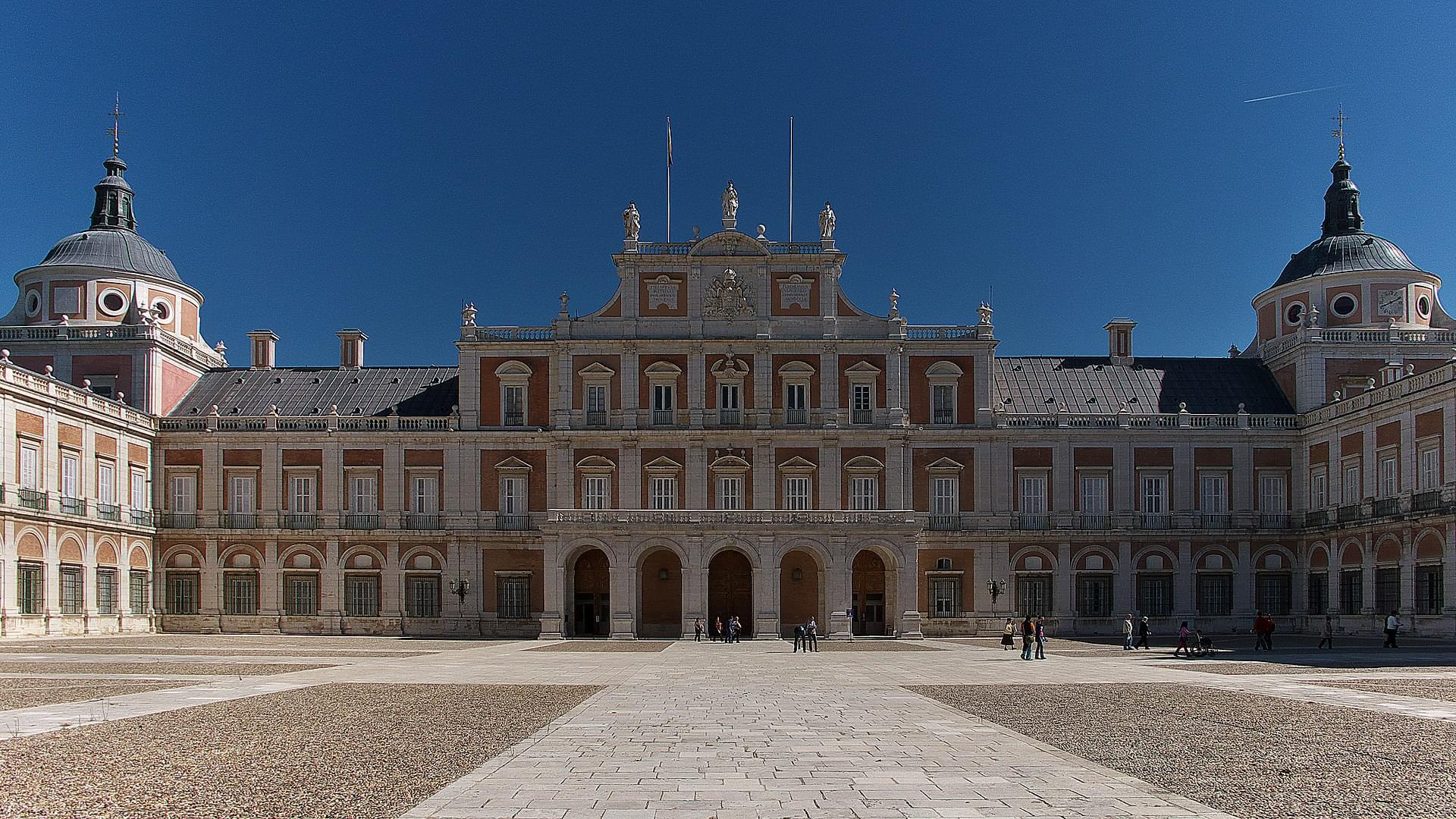 Visit Palace Of Aranjuez
