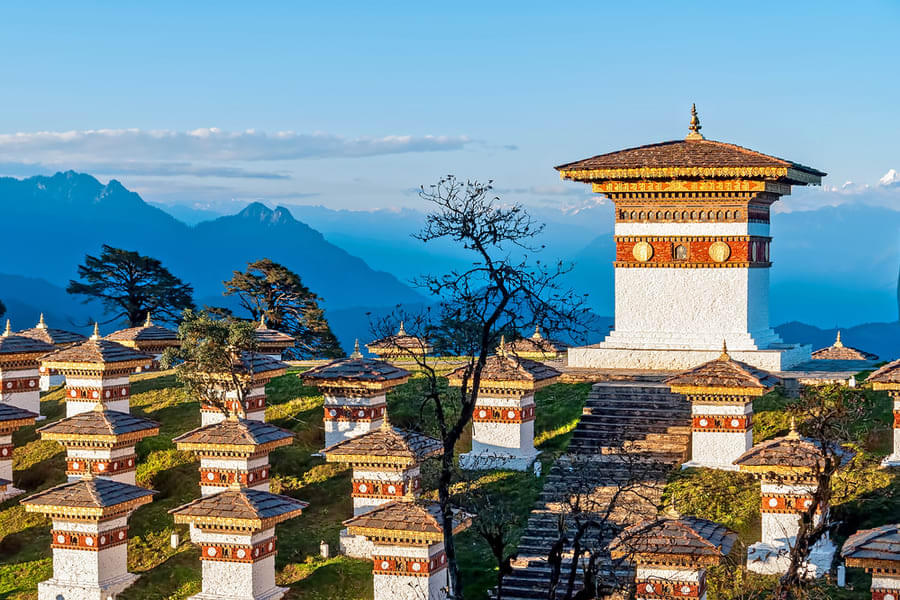 Escape to Bhutan | Free Punakha Dzong Excursion