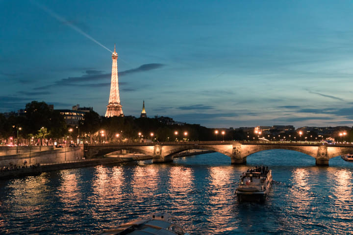 Pont Alexandre III, Best Views Of Eiffel Tower In Paris