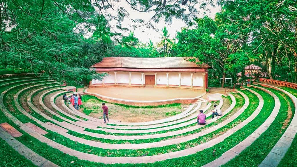 Janapada Loka, <em>Ramanagara</em>