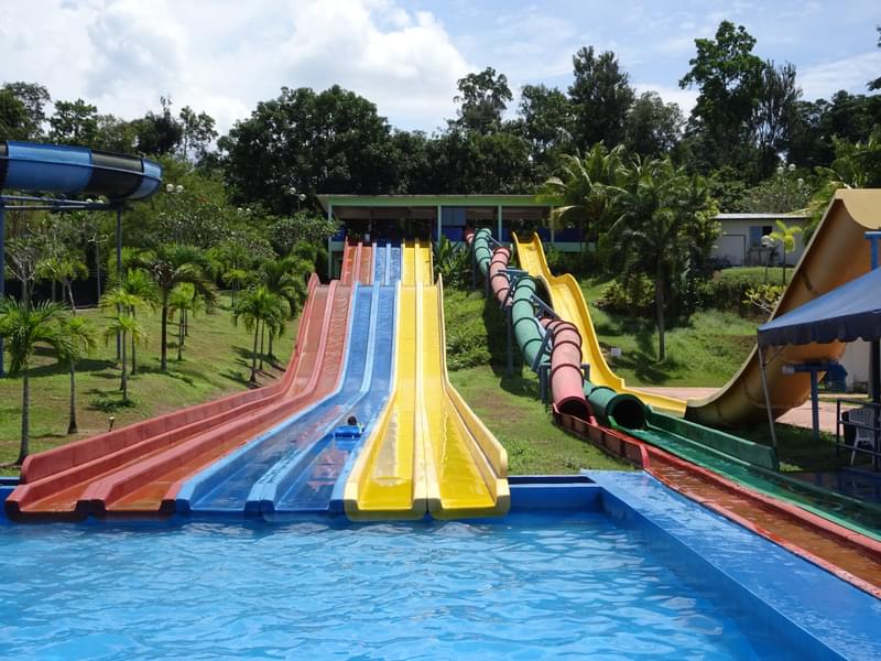 Melaka Wonderland Theme Park Image