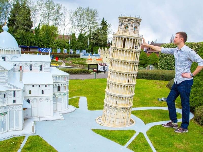 Leaning Tower Of Pisa