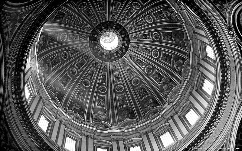 Who built St. Peter's Basilica? Who built St. Peter's Basilica dome?