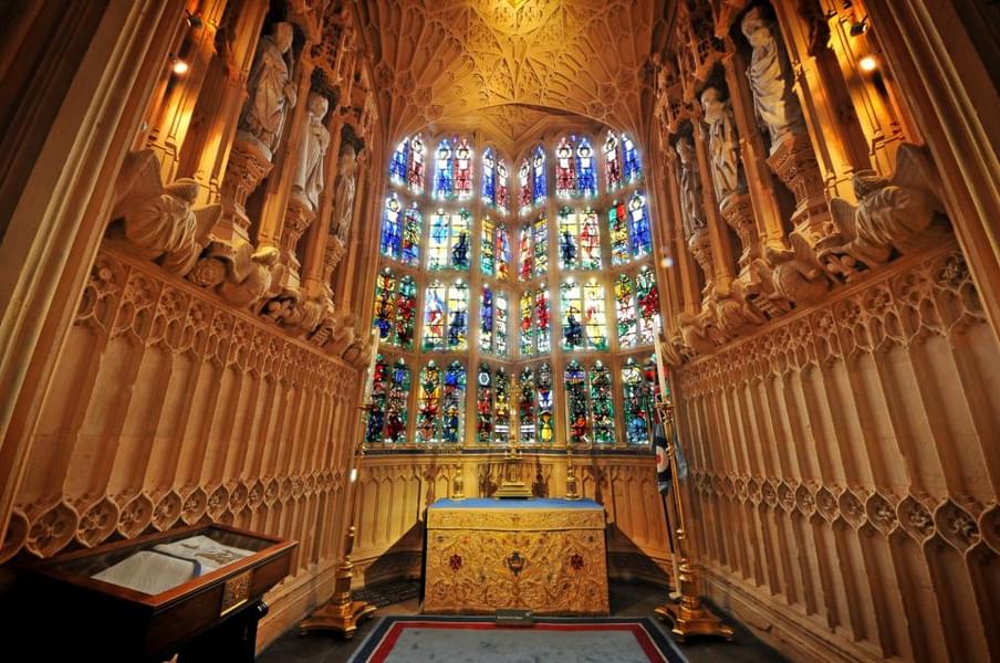See the beautiful interiors of the Abbey