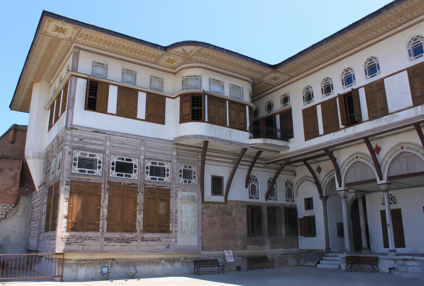 Courtyard of the Sultan's Consorts and the Concubines 