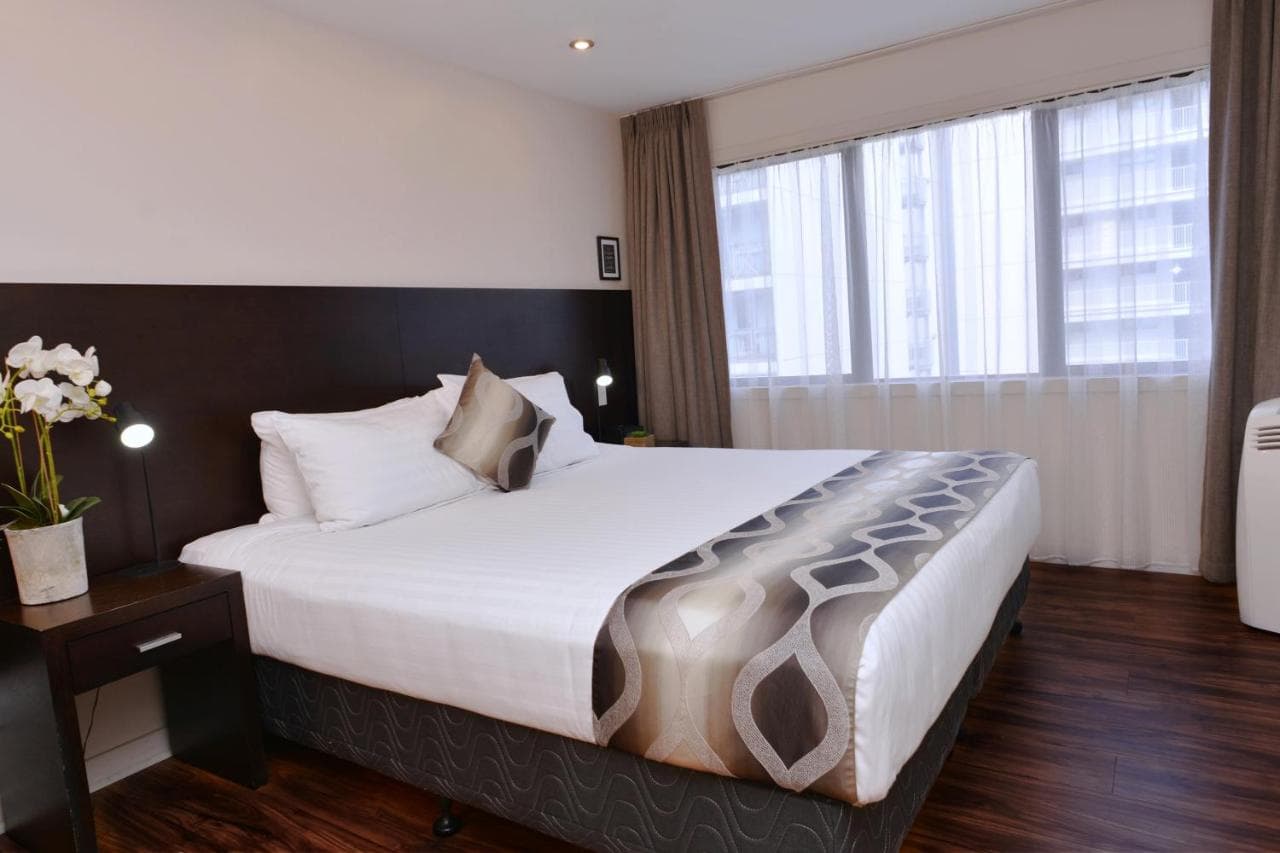 Auckland City Hotel