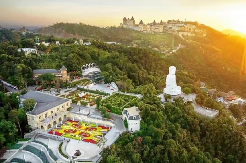 Vong Nguyet Hill