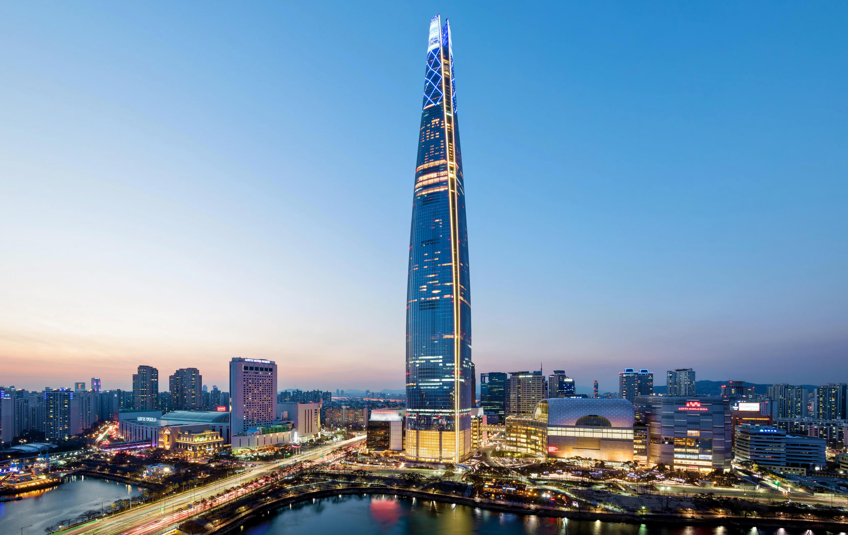 Lotte World Tower Overview