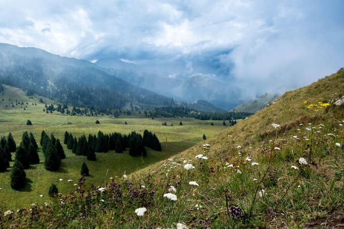 Discover the beauty of Ile Alatau’s peaks and valleys