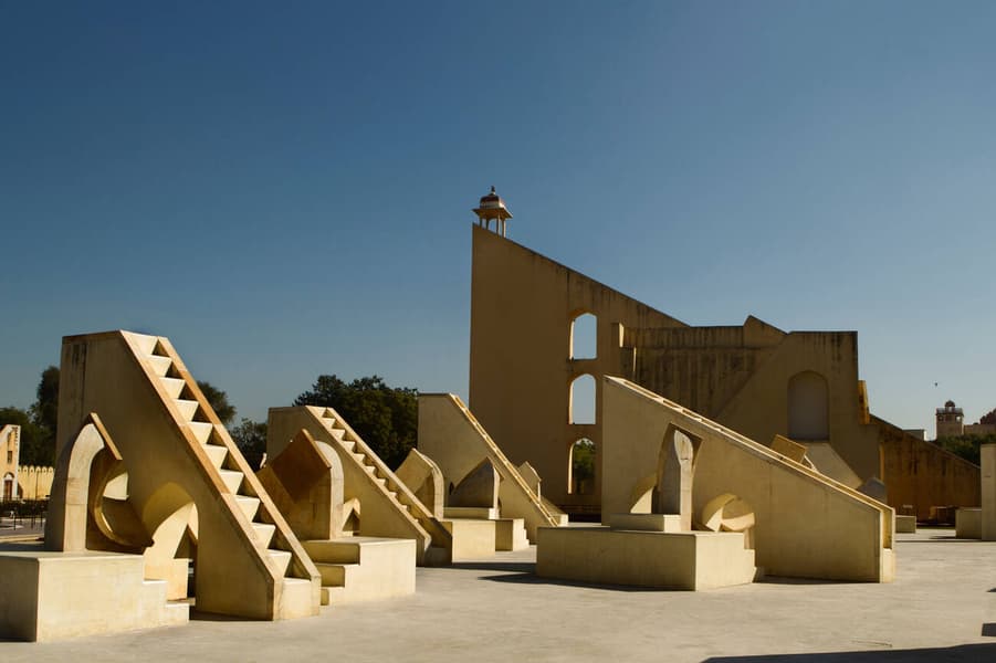 Weekend Getaway to Jaipur Image