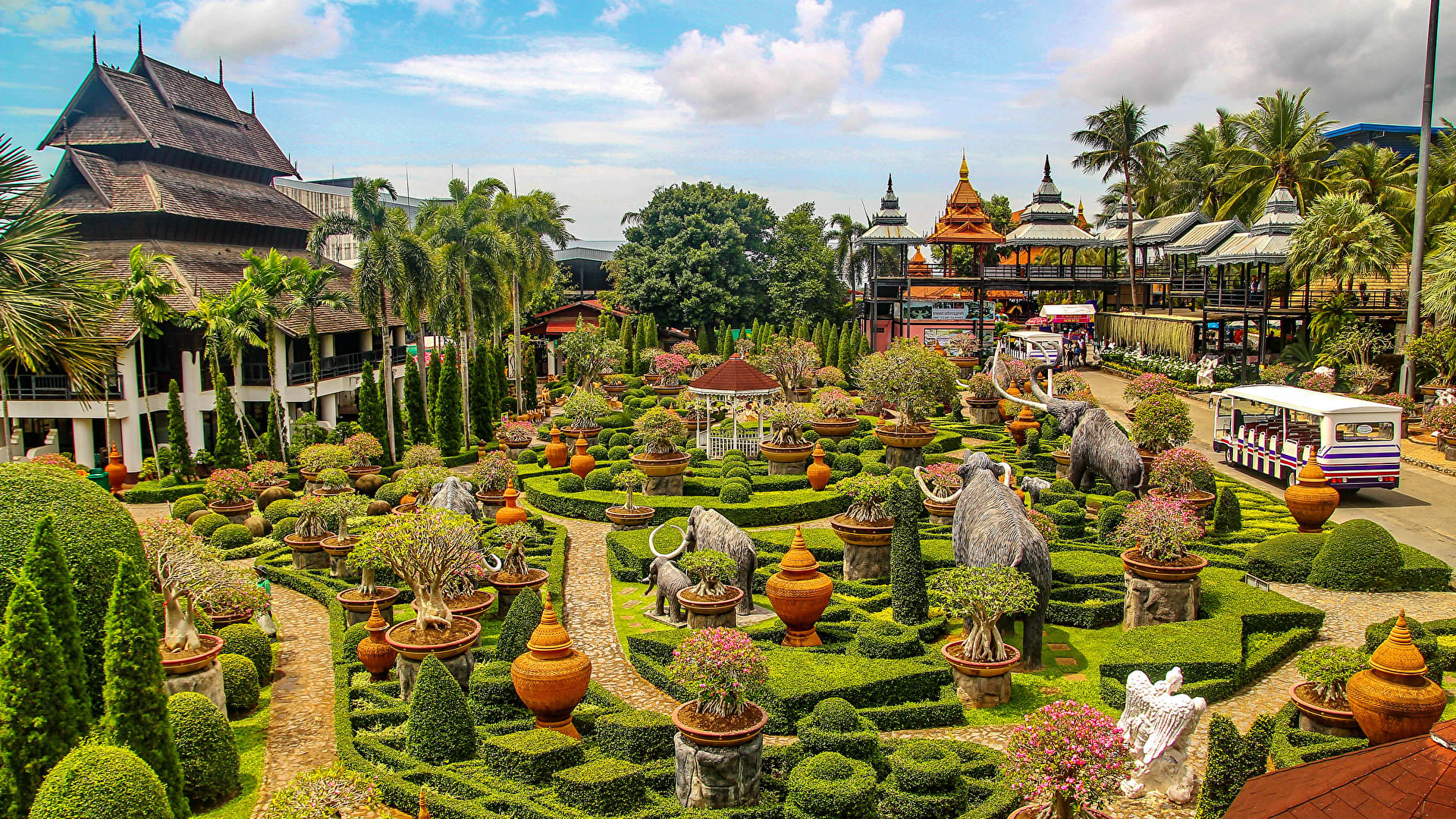 Nong Nooch Botanical Garden Pattaya Fasci Garden 