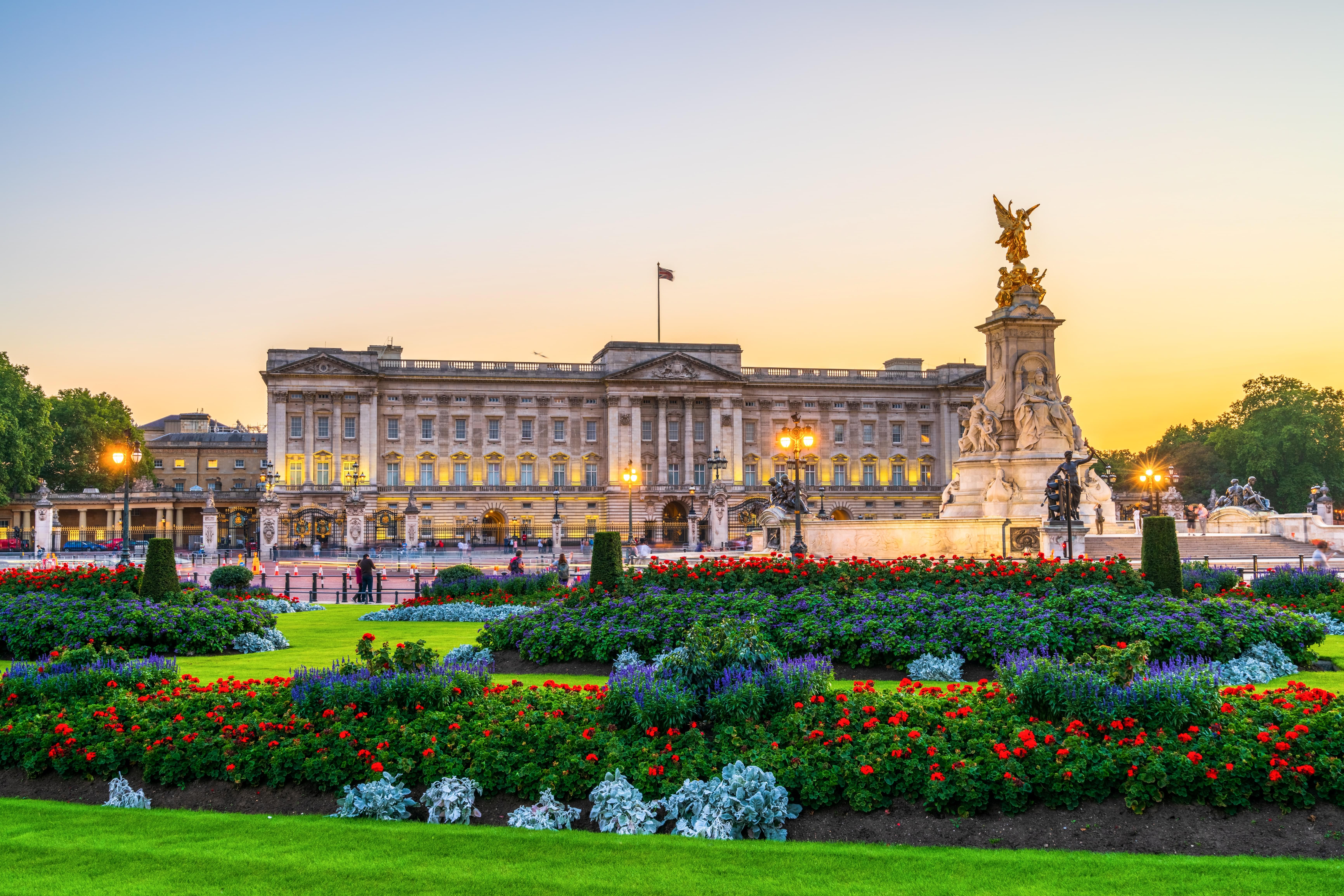 Central Europe Tour Packages | Upto 40% Off