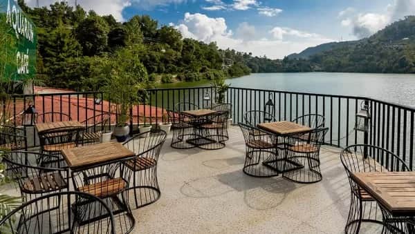 Lakeside Café Hopping