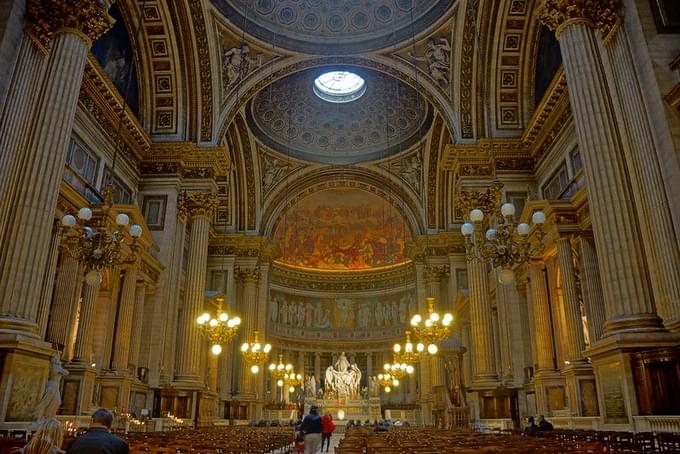 Interior of the L'église de la Madeleine