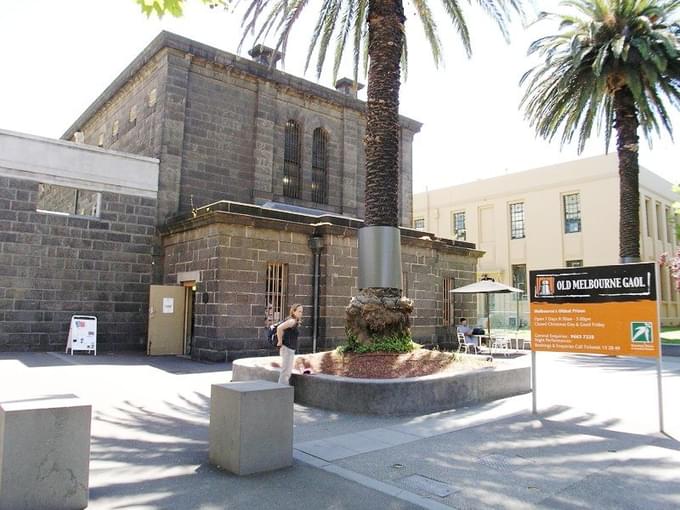 Old_Melbourne_Gaol_-_Melbourne_(76468479).jpg