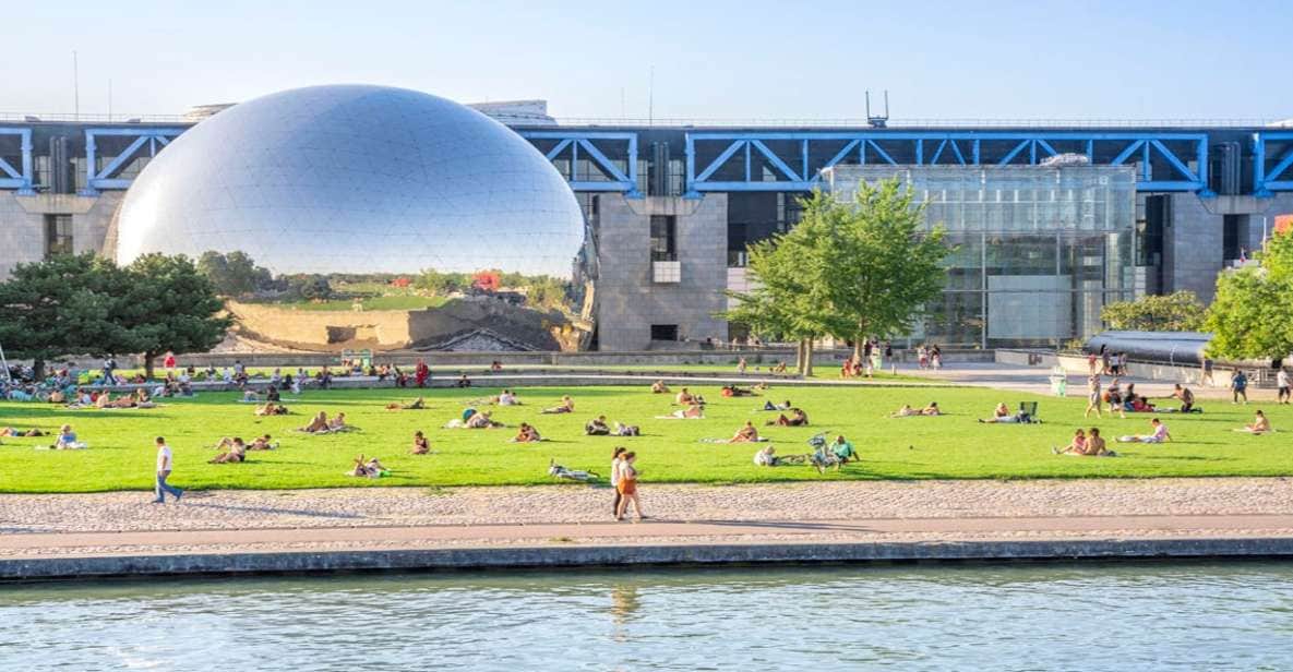 Cite Des Sciences Et De l Industrie, <em>Paris</em>