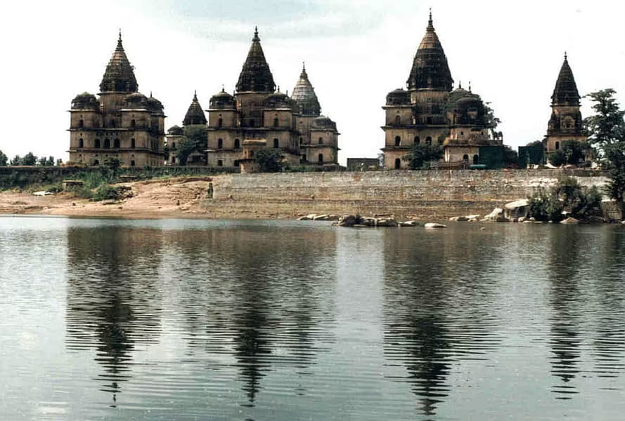 Rafting At River Betwa In Orchha Image