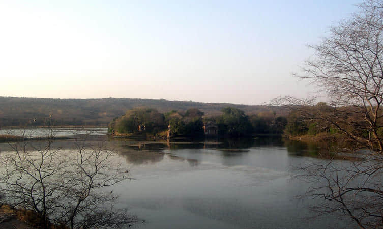 Raj Bagh Talao